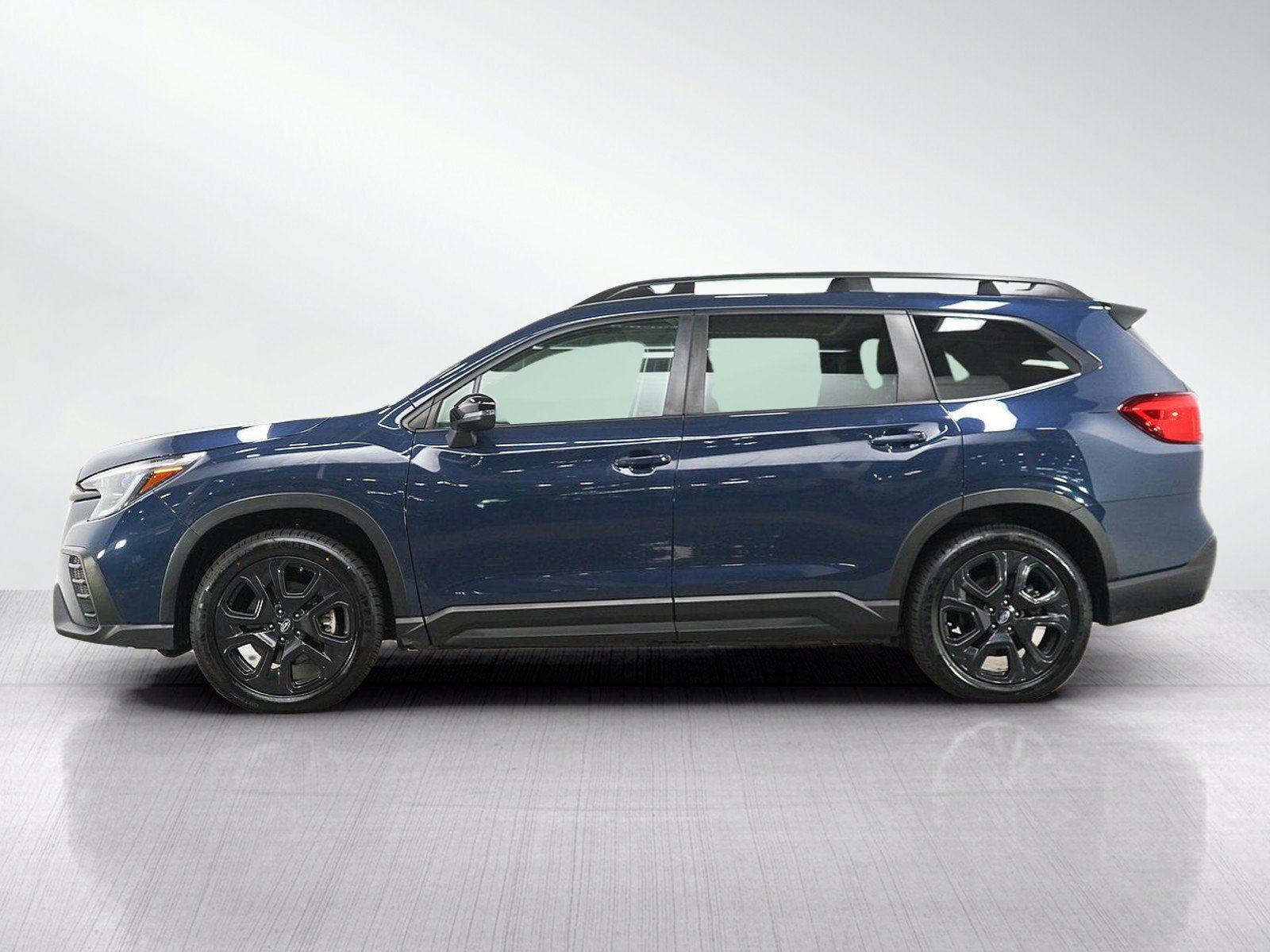 Used 2023 Subaru Ascent Onyx Edition with VIN 4S4WMAHD9P3448222 for sale in Burnsville, Minnesota