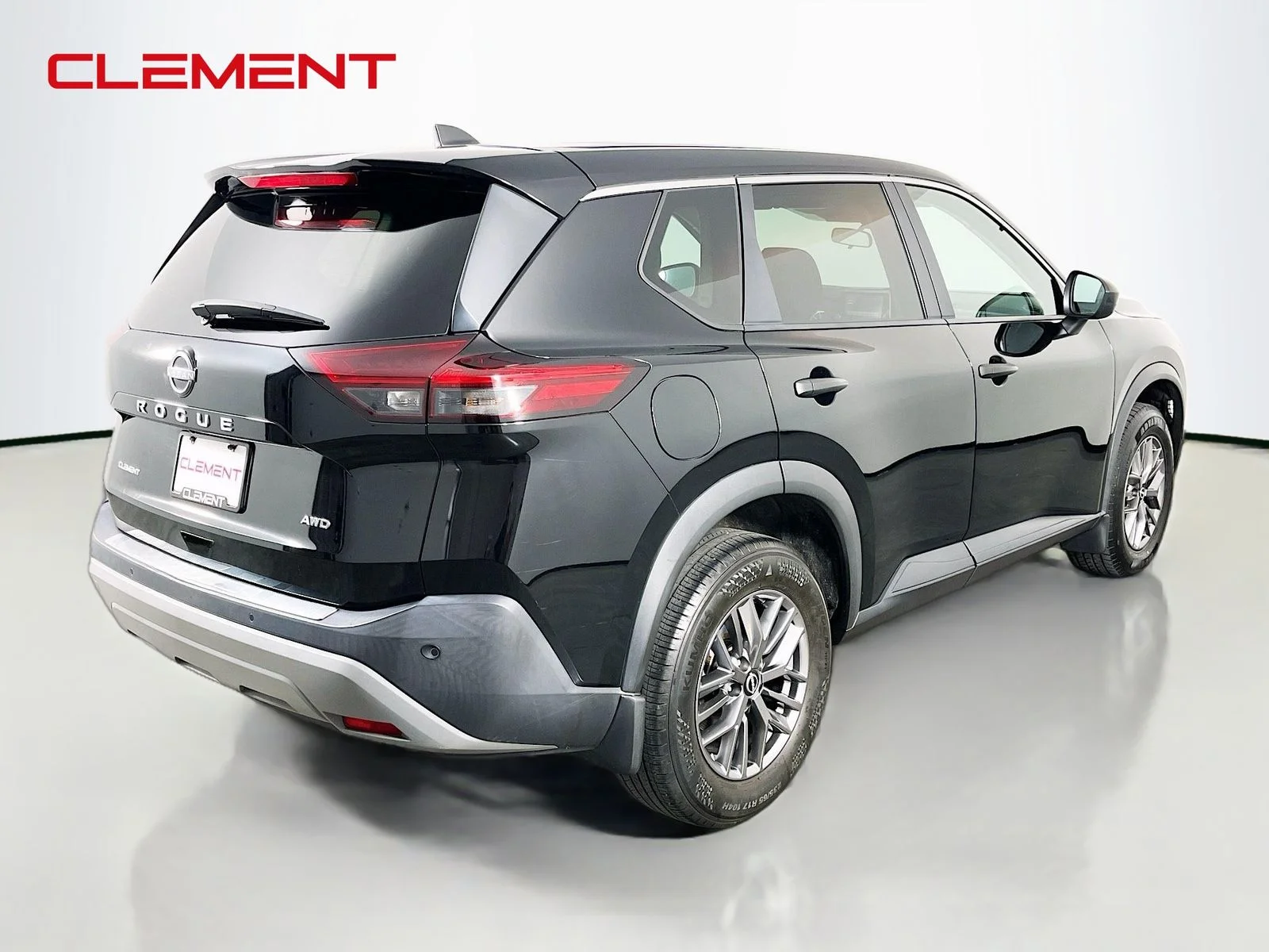 Used 2023 Black Nissan S image 7