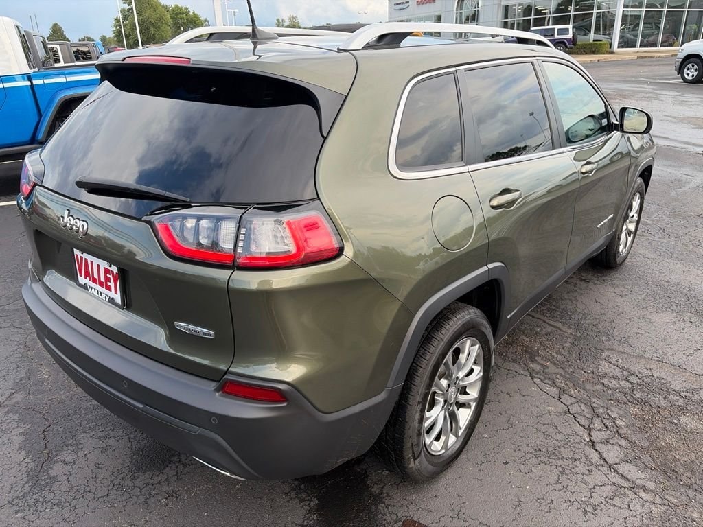 Used 2021 Green Jeep Latitude Lux image 7