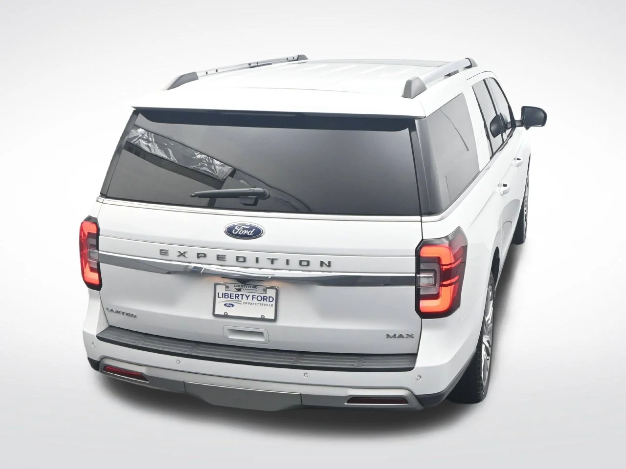 Used 2023 Oxford White Ford Limited image 42
