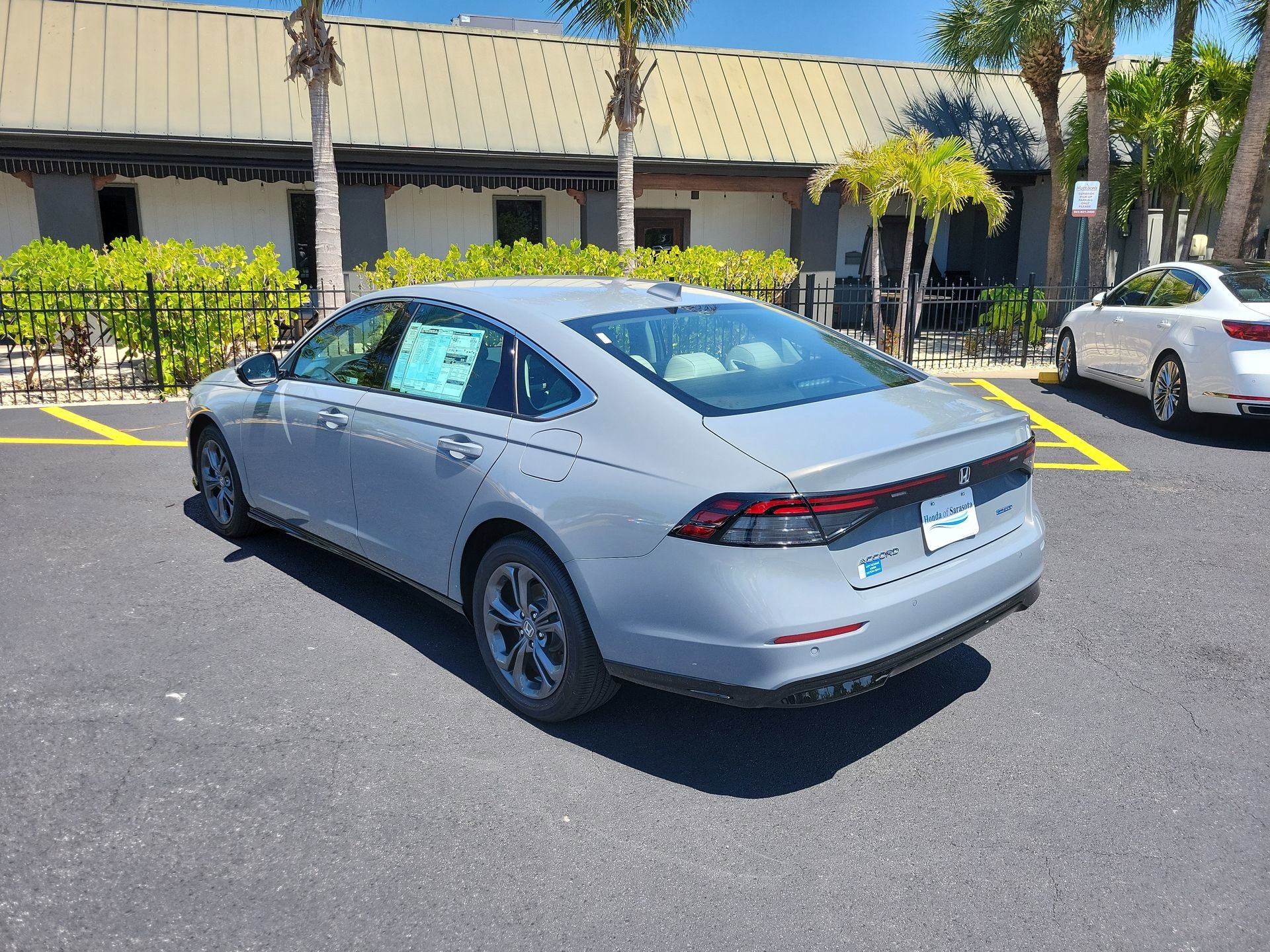 New 2026 Urban Gray Pearl Honda EX-L image 8