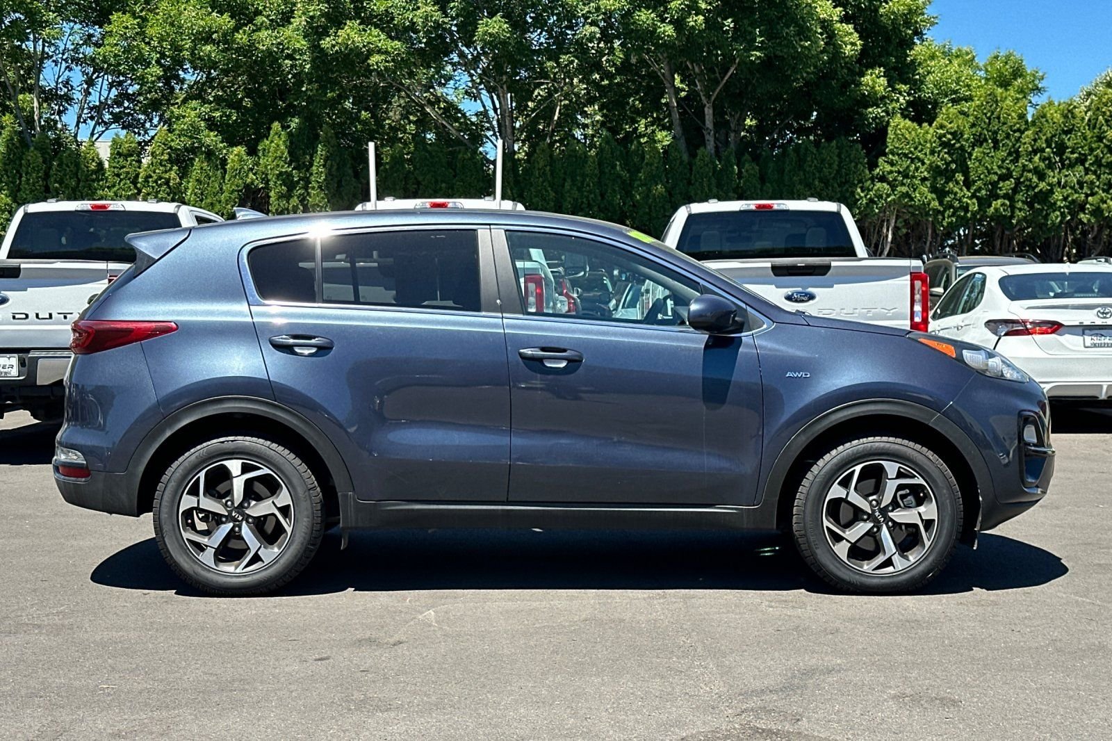 Used 2022 Blue Kia LX image 3