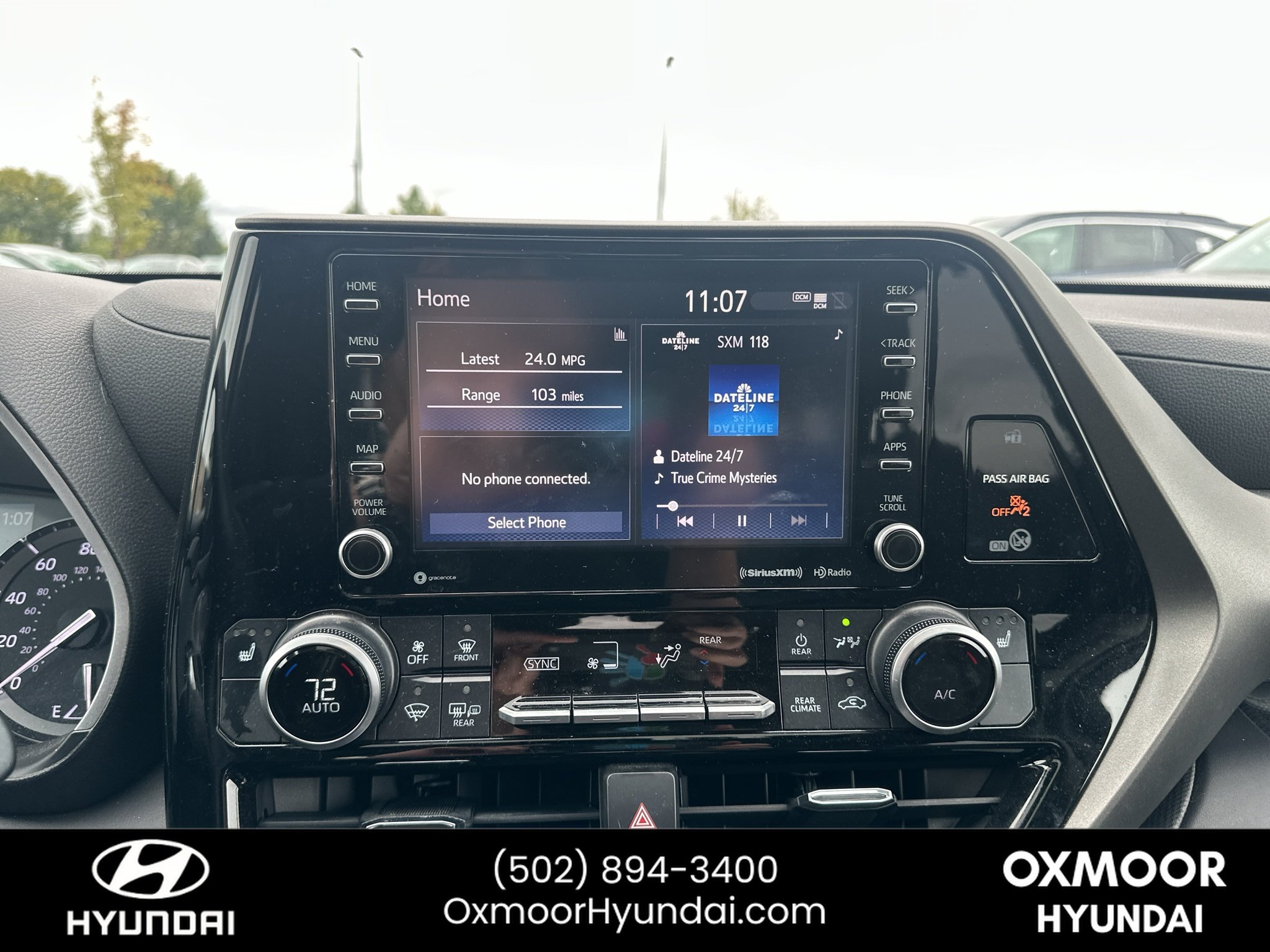 Used 2021 Blizzard Pearl Toyota XLE image 4