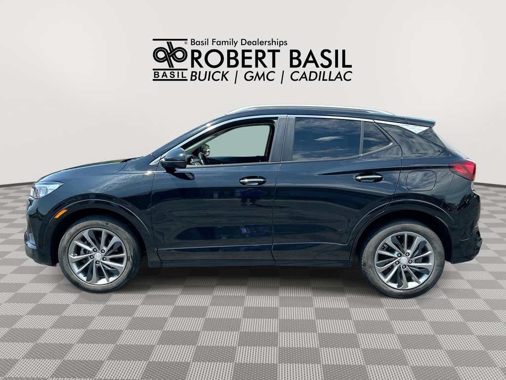 Used 2023 Ebony Twilight Metallic Buick Select image 5