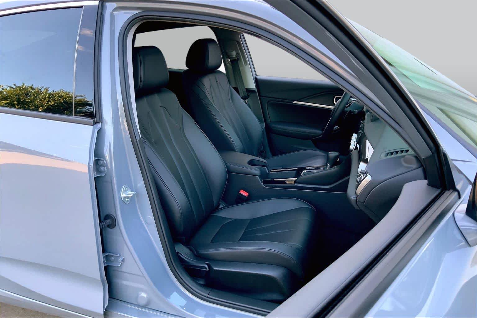 Used 2026 Urban Gray Pearl Acura  image 9