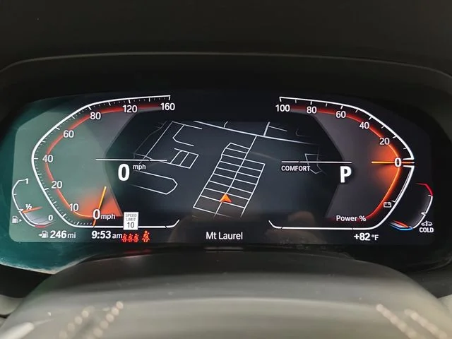 Used 2022 Arctic Gray Metallic BMW xDrive40i image 18