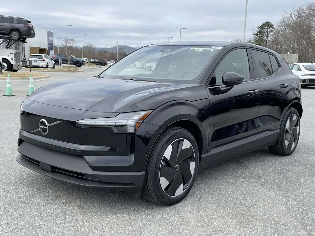 New 2025 Onyx Black Volvo Ultra image 20