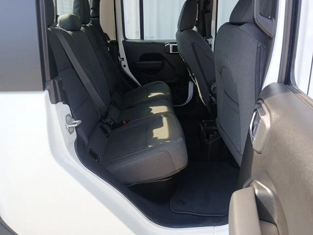 New 2026 Bright White Clear-Coat Exterior Paint Jeep Sport image 23
