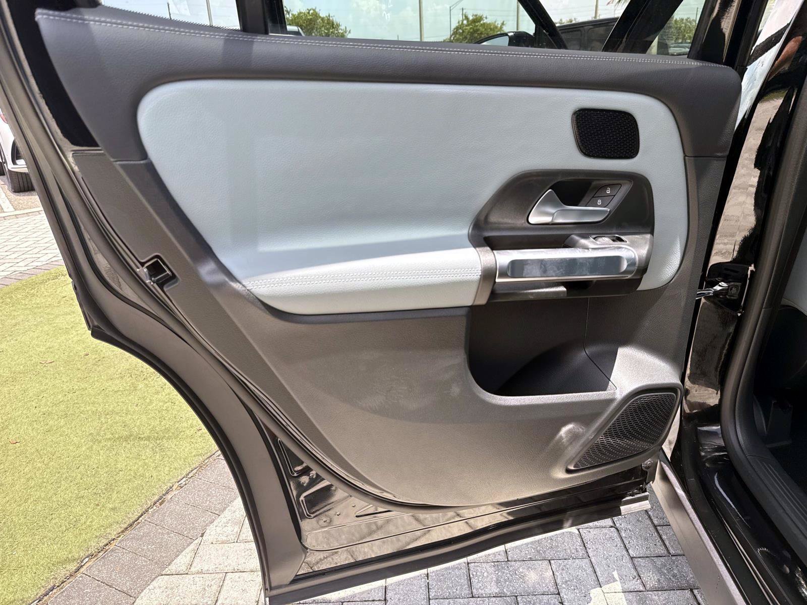 New 2026 Black Mercedes-Benz 250 SUV image 12
