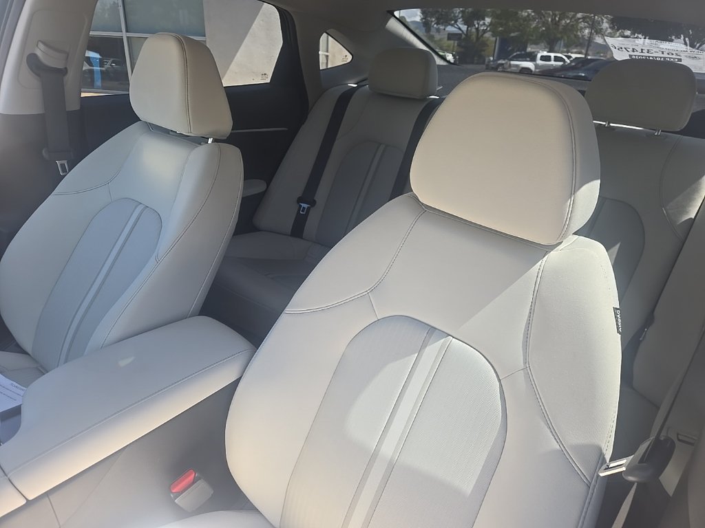 Used 2026 Gray Hyundai SEL Sport image 12