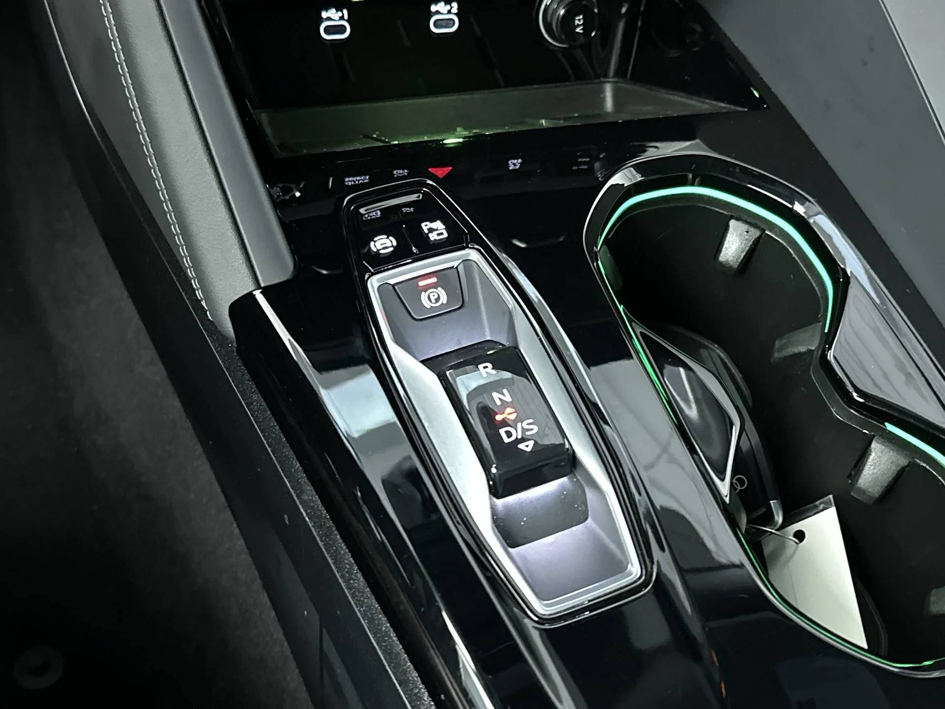 2025 Audi Q5 Premium Plus - Photo 22