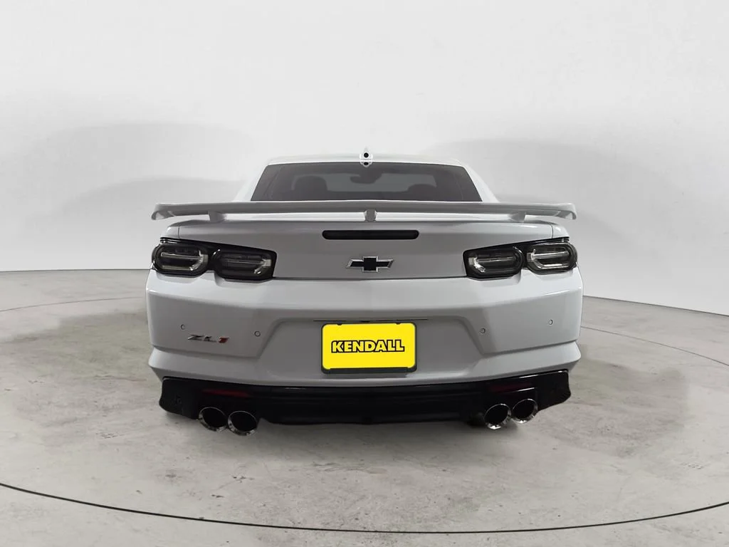 Used 2022 Summit White Chevrolet ZL1 image 4
