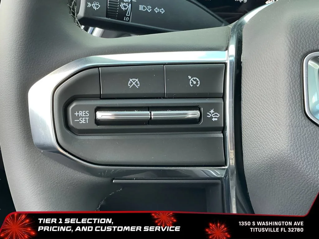New 2026 Sterling Metallic GMC Elevation image 32