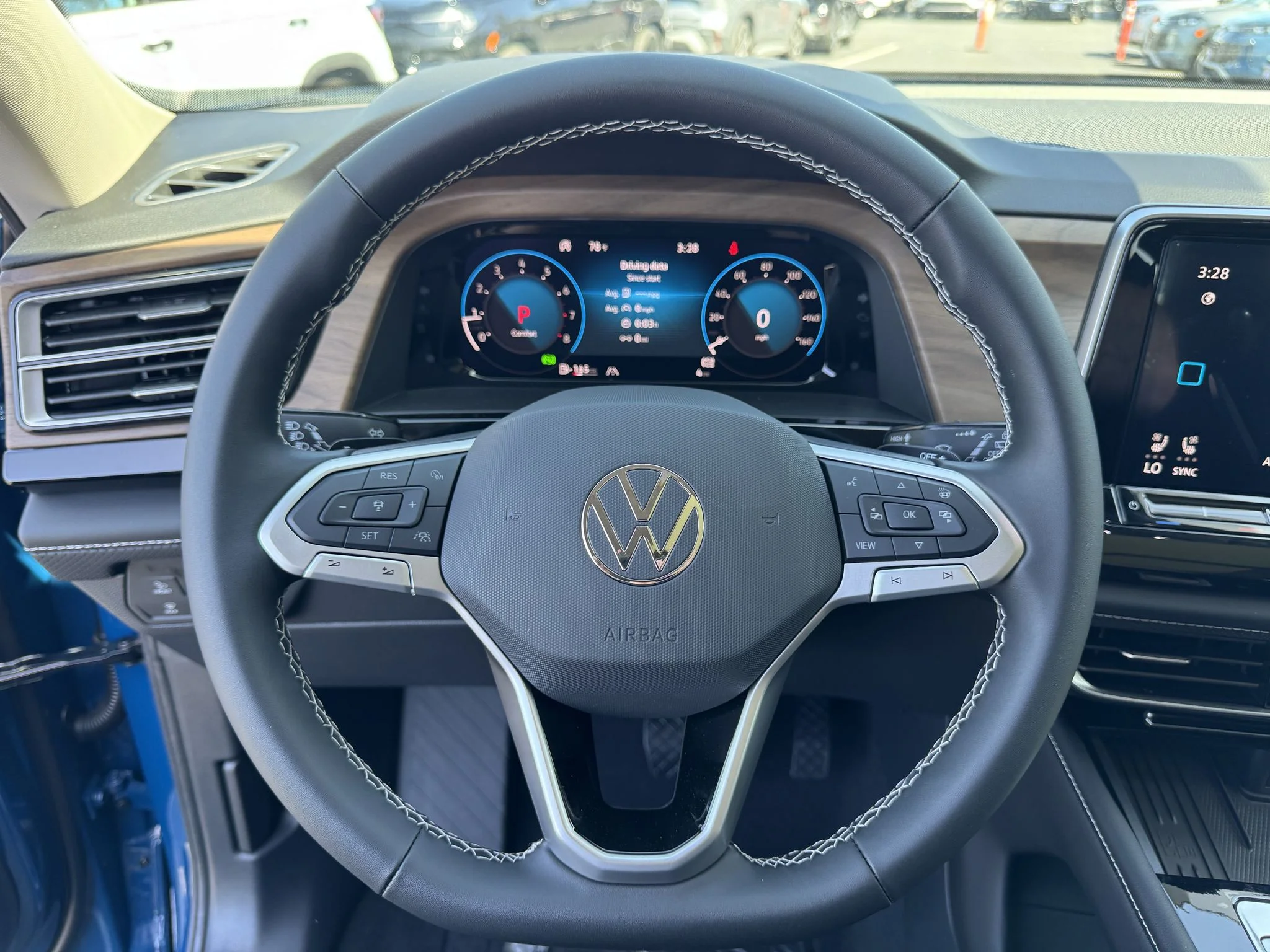 New 2026 Mountain Lake Blue Metallic Volkswagen 2.0T SE w/Technology image 17
