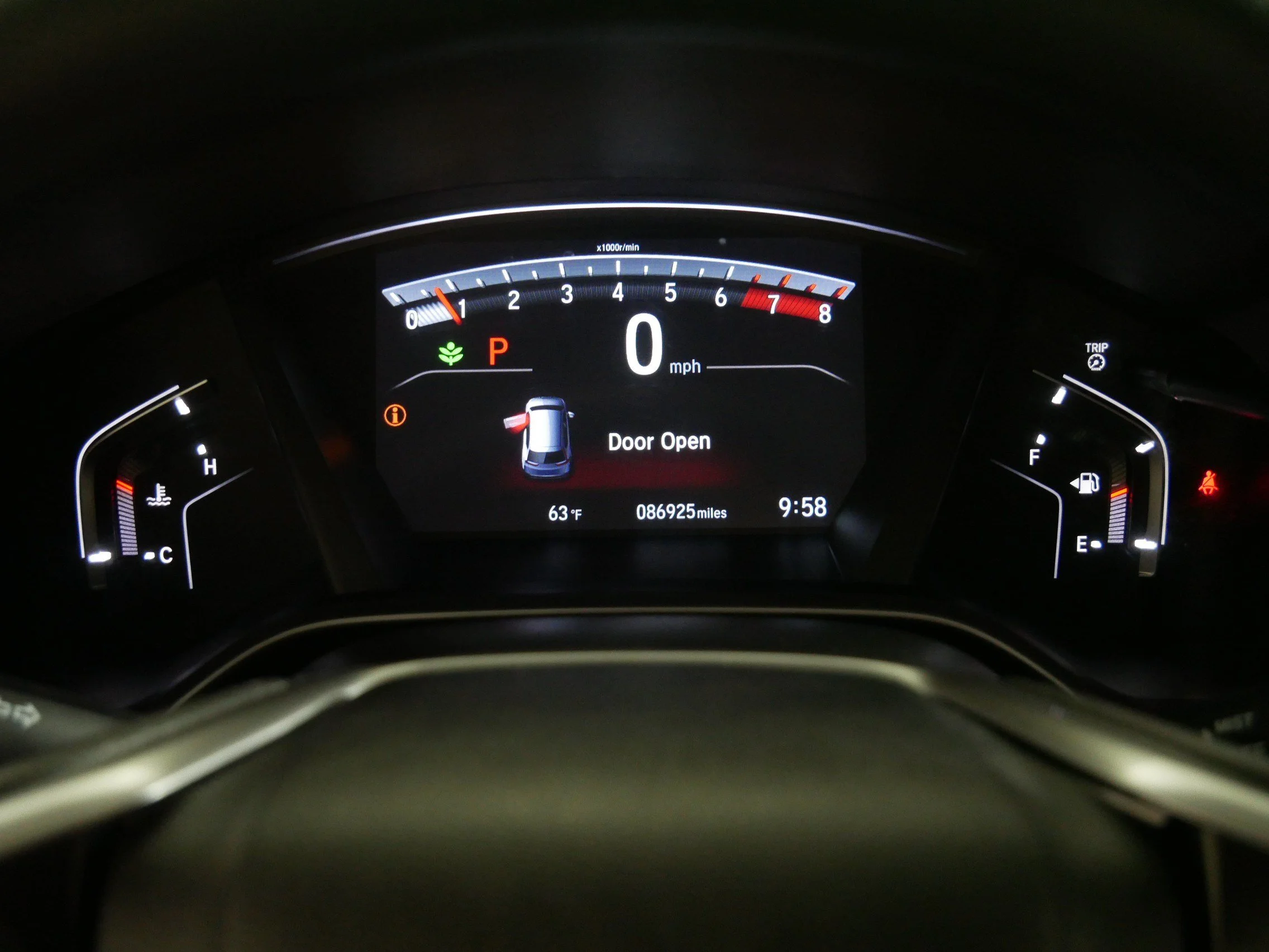 Used 2018 Lunar Silver Metallic Honda EX image 21