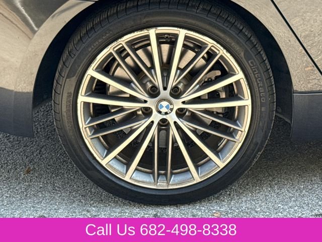 Used 2019 Gray BMW 540i image 9