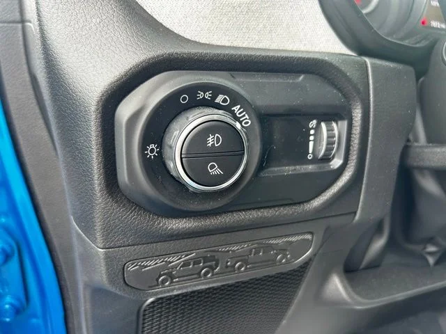 Used 2025 Blue Jeep Sport S image 15