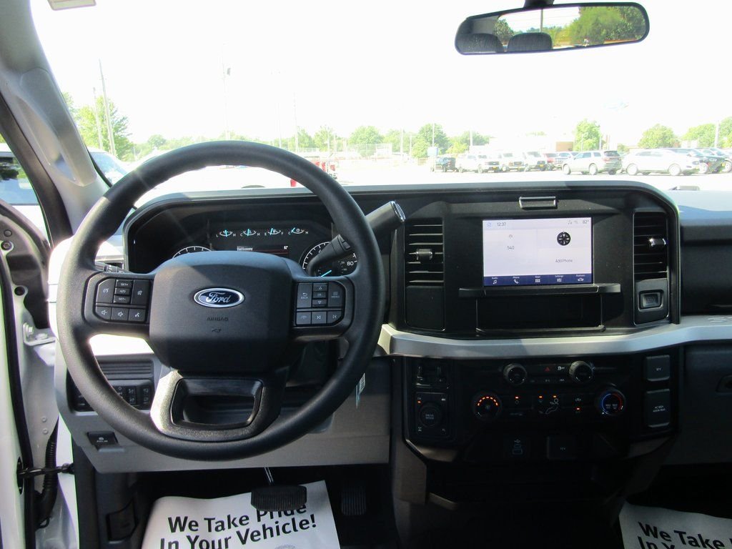 New 2026 Oxford White Ford F-350® XLT image 5