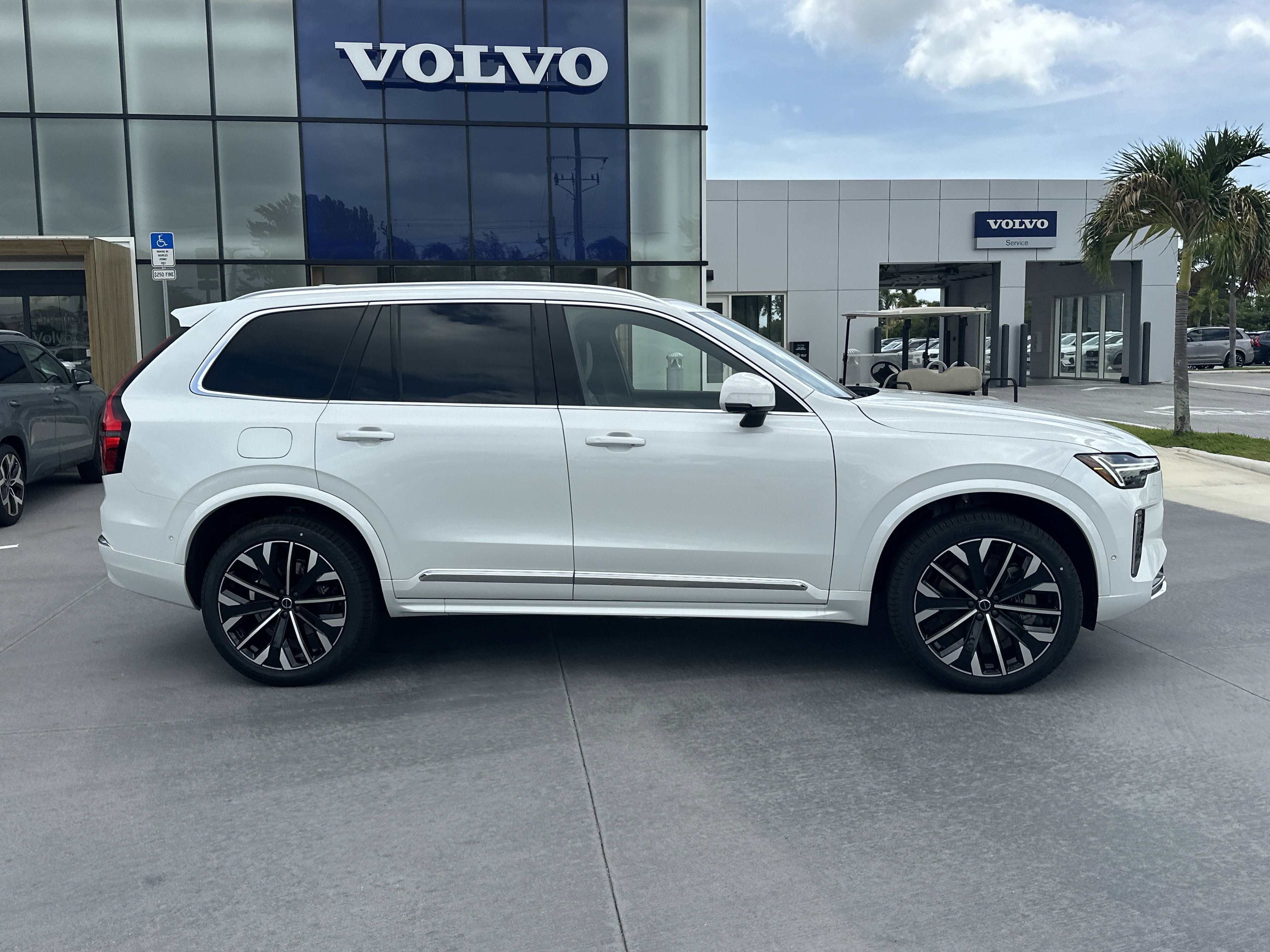 New 2026 Crystal White Volvo Ultra image 6