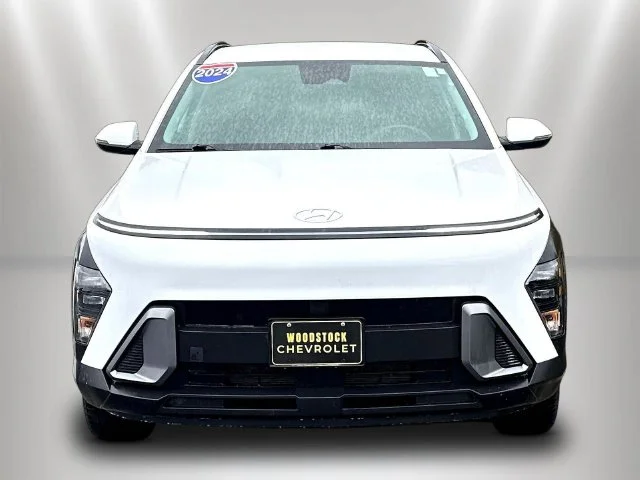 Used 2024 Hyundai Kona SEL with VIN KM8HBCAB9RU163309 for sale in Woodstock, IL