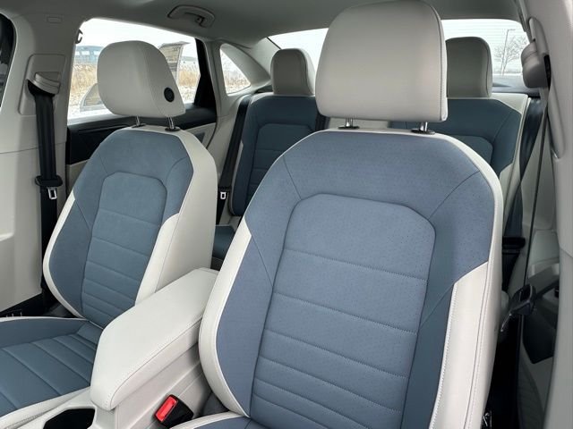 2025 Volkswagen Jetta SE - Photo 24