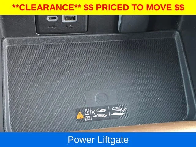 Used 2024 White Chevrolet RST image 28