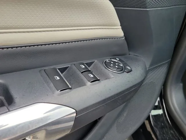 2024 Ford Mustang EcoBoost - Photo 21