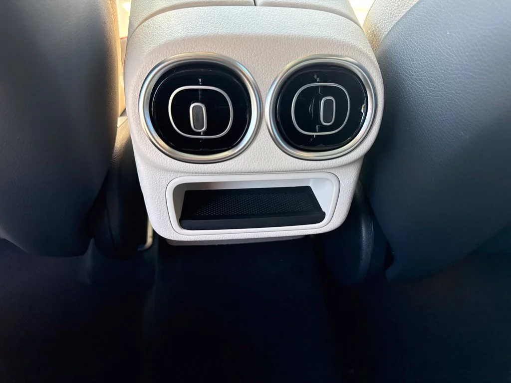 New 2027 MANUFAKTUR Patagonia Red Metallic Mercedes-Benz GLC 300 image 26