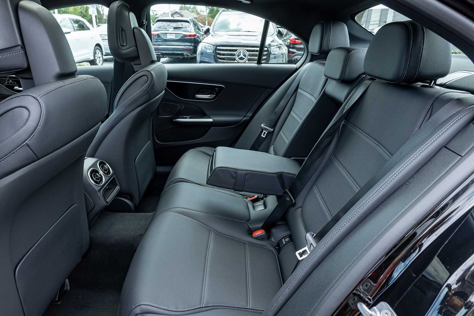 2025 Mercedes-Benz C-Class Sedan C 300 - Photo 21