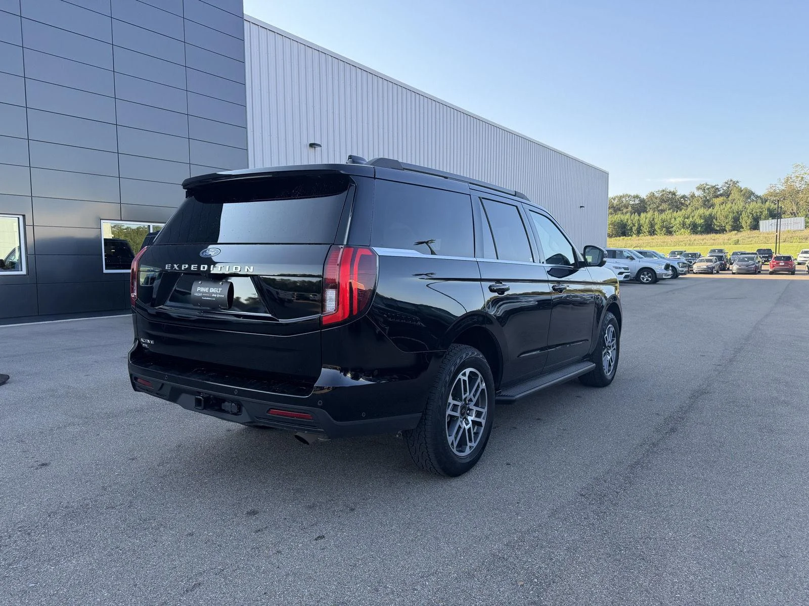 Used 2025 Agate Black Ford Active image 6