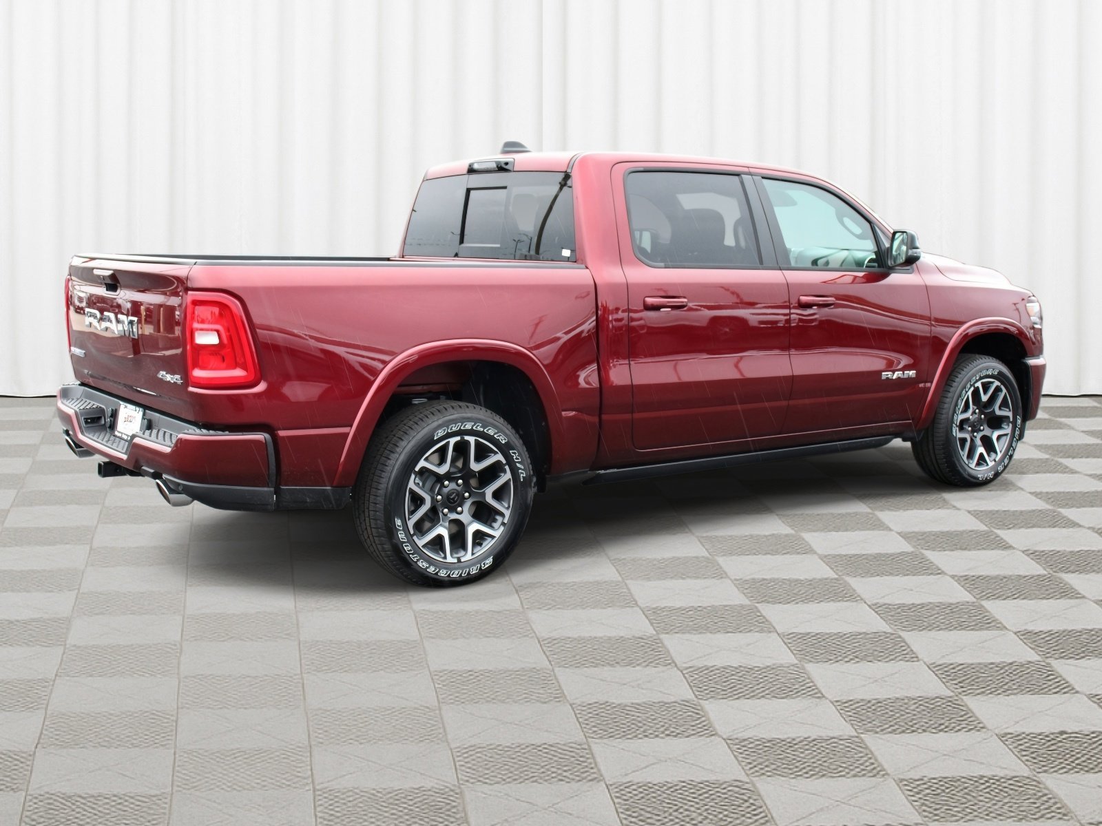 New 2026 Delmonico Red Pearl-Coat Exterior Paint RAM Laramie image 30