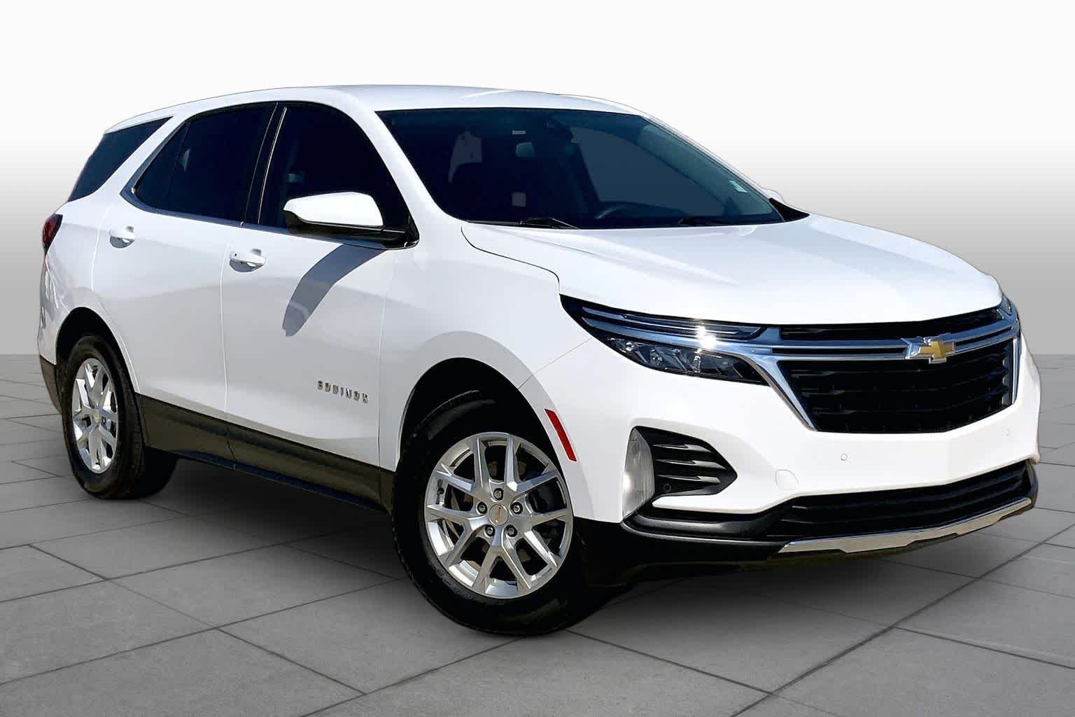 Used 2023 Summit White Chevrolet LT image 3