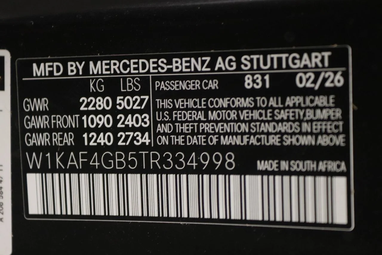 New 2026 Graphite Grey Metallic Mercedes-Benz C 300 image 10