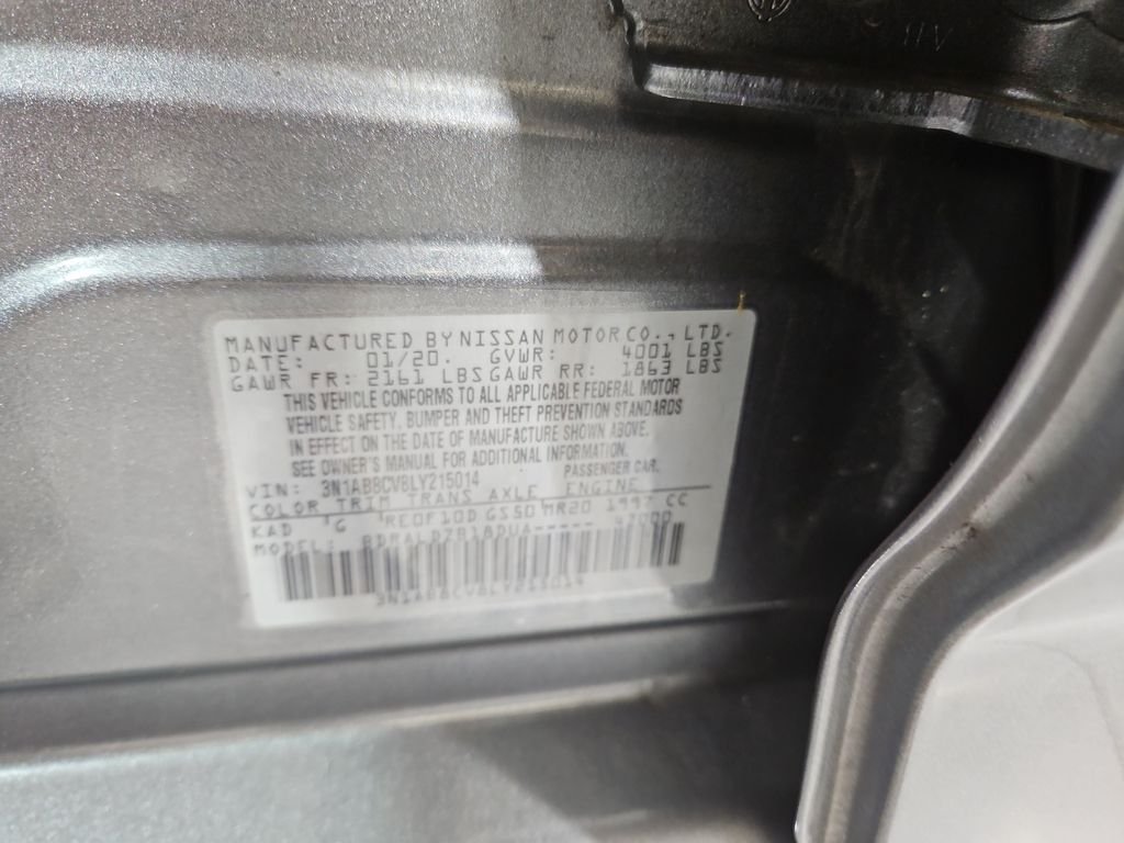 Used 2020 Gray Nissan SV image 29