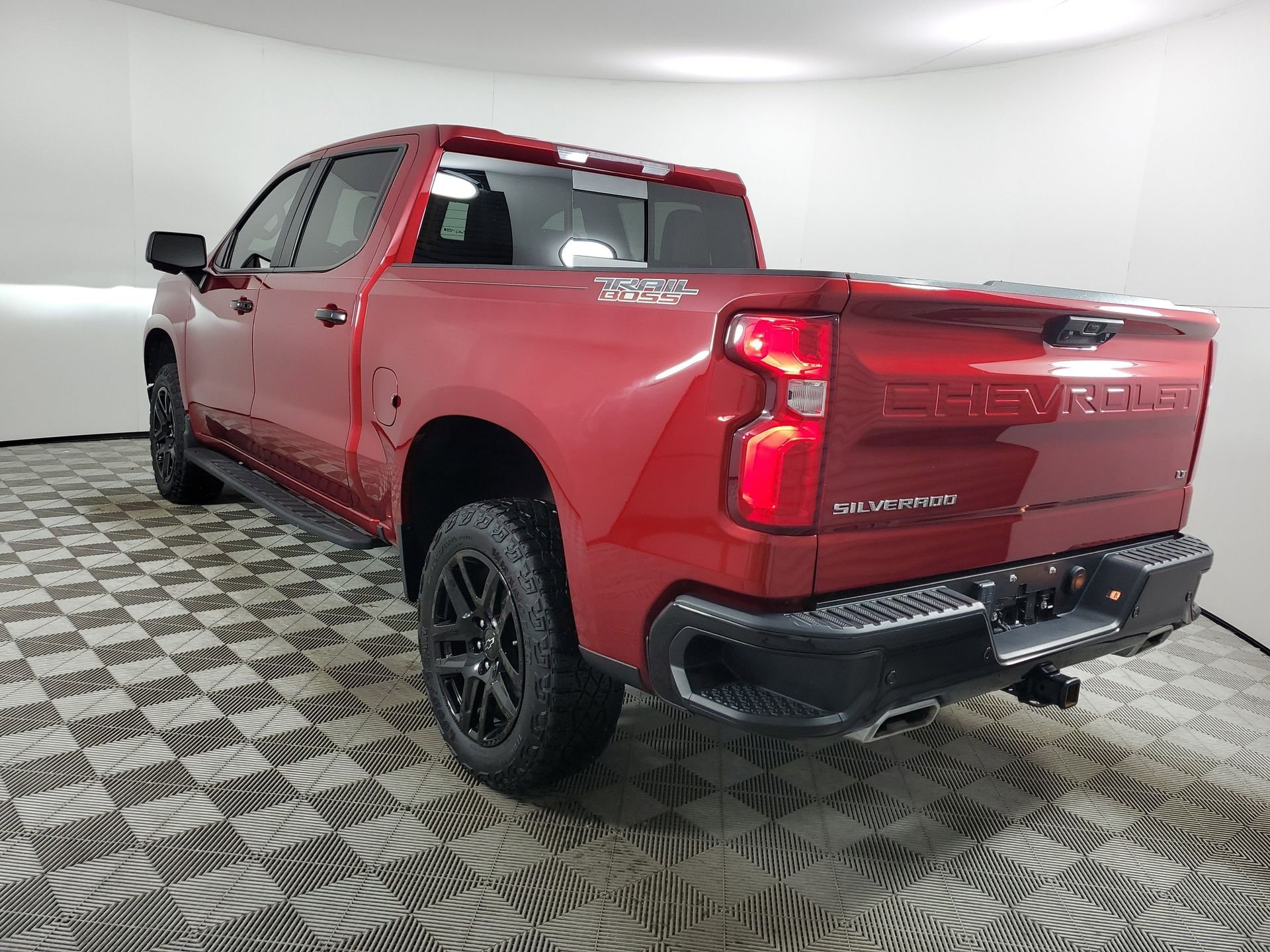 2024 Chevrolet Silverado 1500 LT Trail Boss - Photo 8