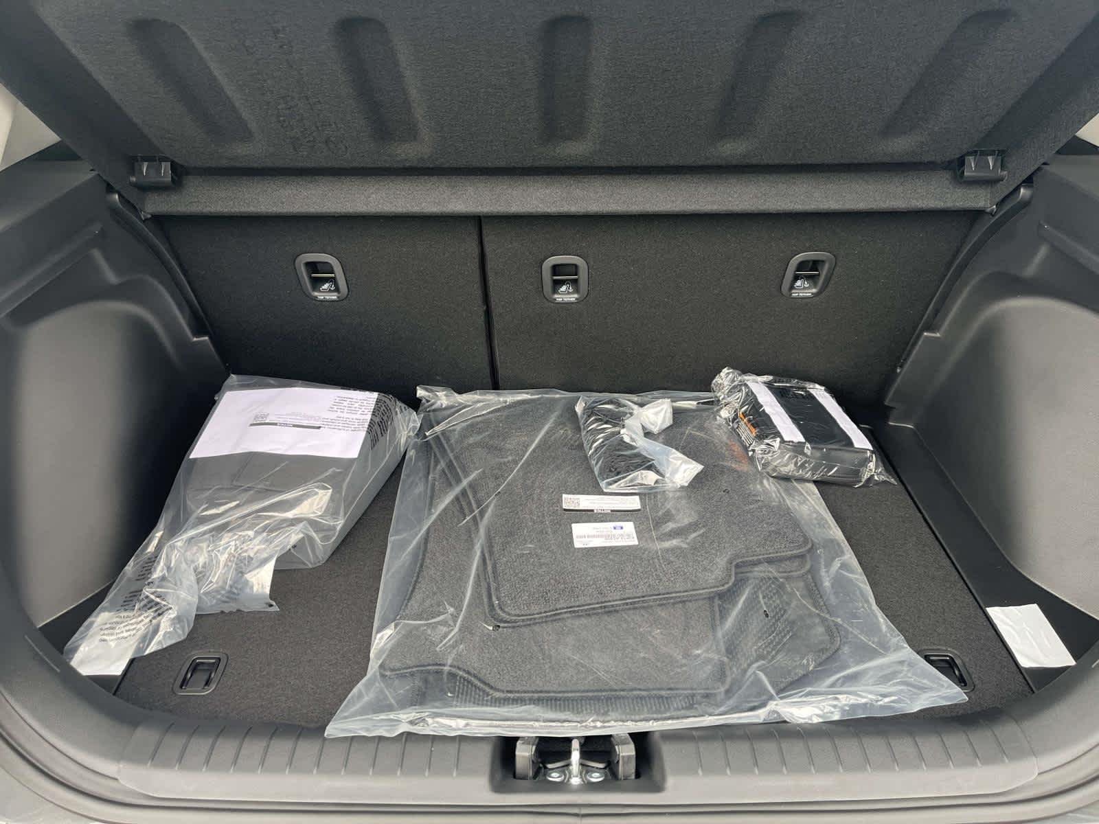 New 2026 Ecotronic Gray Hyundai SEL image 17