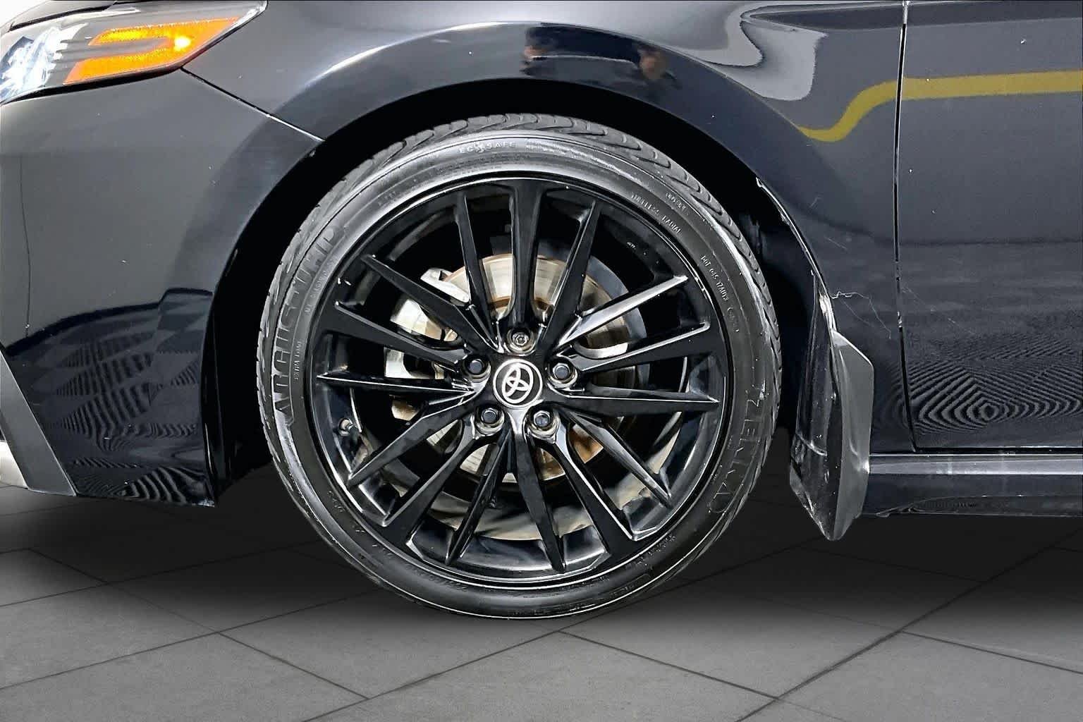 Used 2022 Midnight Black Metallic Toyota XSE image 9
