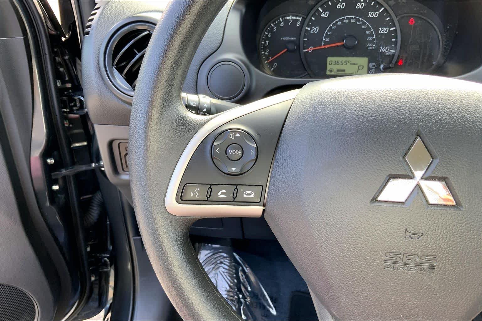 Used 2024 Graphite Gray Metallic Mitsubishi ES image 23