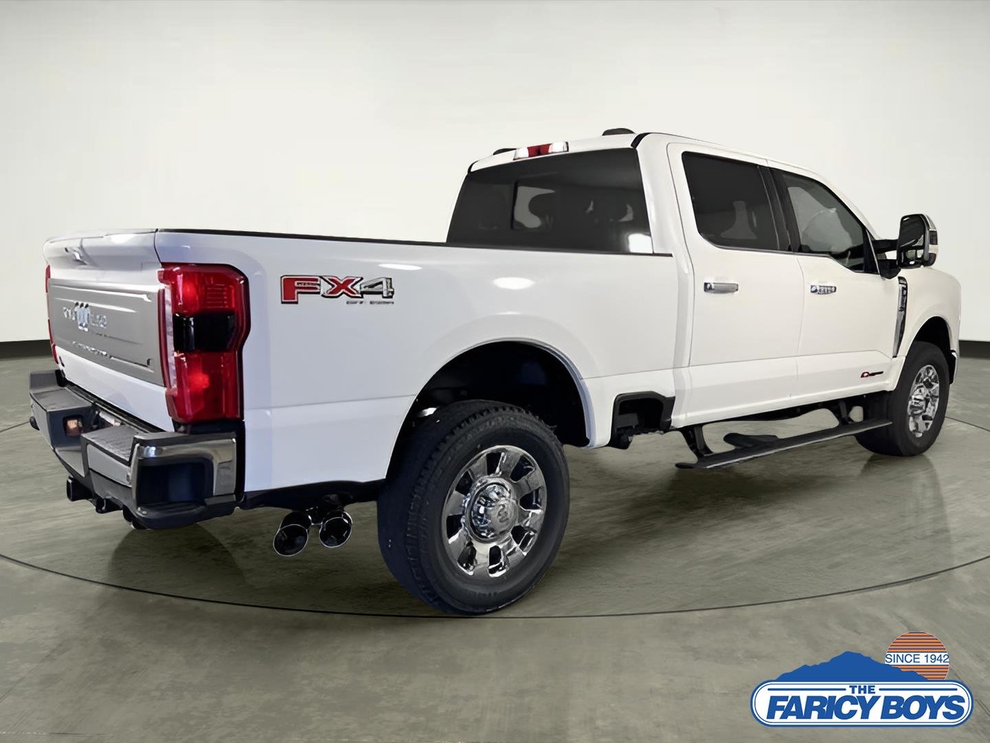New 2025 Star White Metallic Tri-Coat Ford King Ranch® image 46
