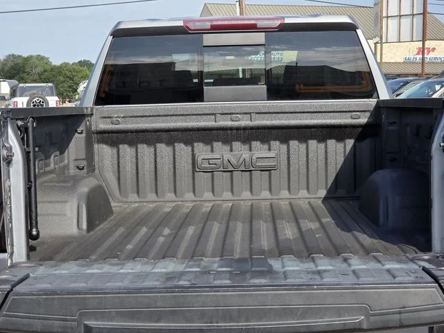 Used 2022 Satin Steel Metallic GMC Elevation image 10