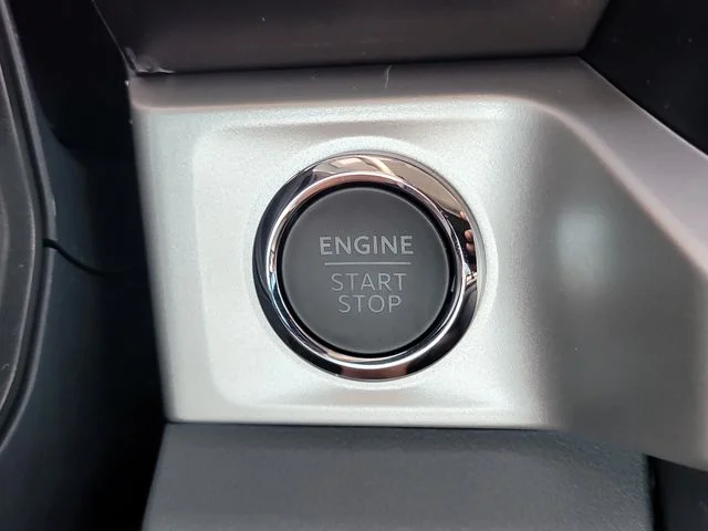New 2026 Avalanche Ford XLT image 30