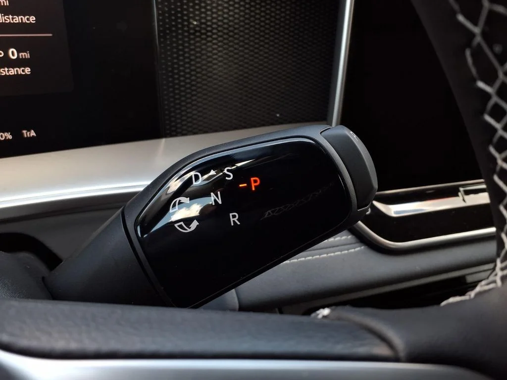 New 2026 Deep Black Pearl Volkswagen 2.0T SE image 14