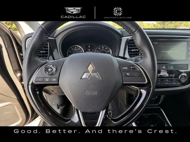Used 2018 Black Mitsubishi SEL image 10