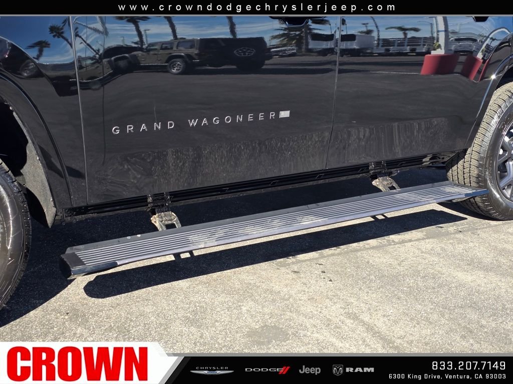 New 2026 High Gloss Black Exterior Paint Jeep Limited Altitude image 10