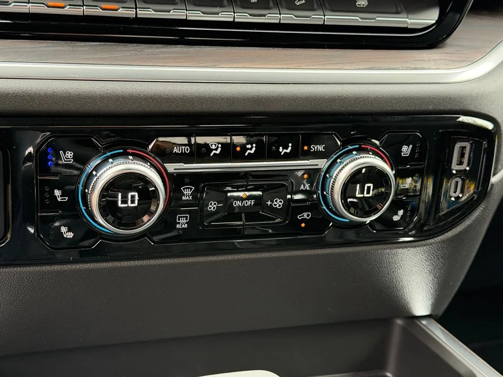 New 2026 Sterling Metallic GMC SLT image 7