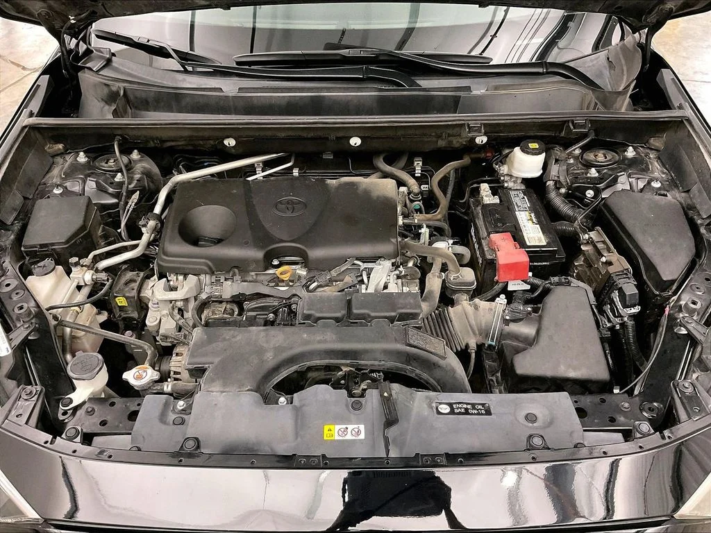 Used 2019 Black Toyota XLE image 14