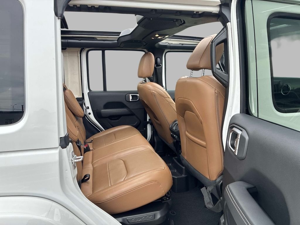Used 2023 White Jeep Sahara 4xe image 10
