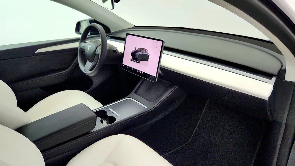 Used 2024 Stealth Grey Tesla Performance AWD w/ White & Black Interior image 29