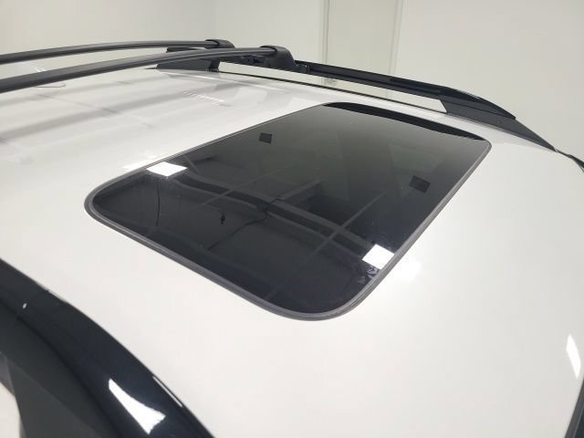 Certified Used 2024 Platinum White Pearl Honda AWD BLACK EDITION image 48