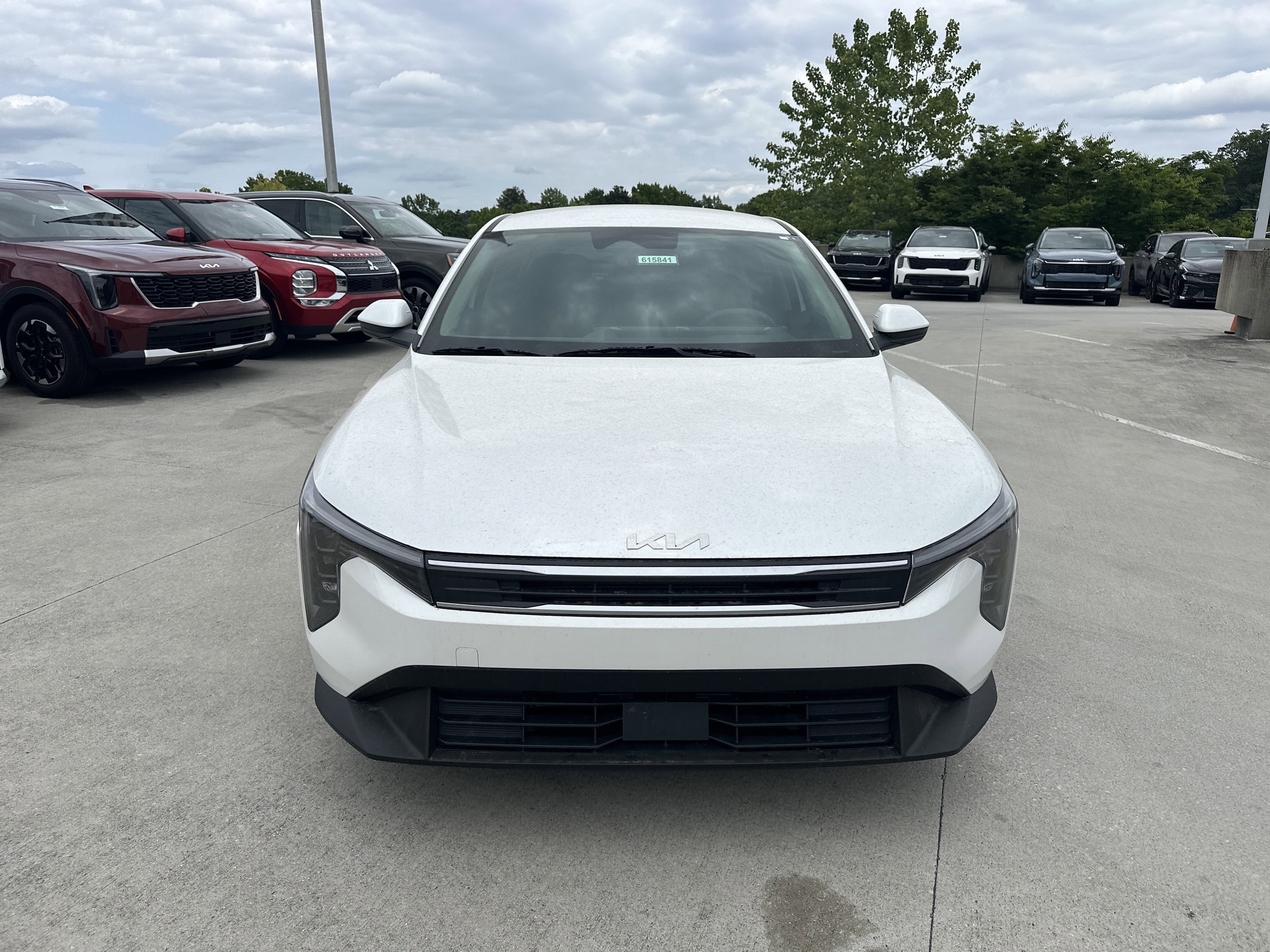 New 2026 Snow White Pearl Kia LXS image 3